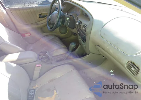 2000 Pontiac Grand Prix Gt z USA, uszkodzony, nr VIN 1G2WP52K8YF182271